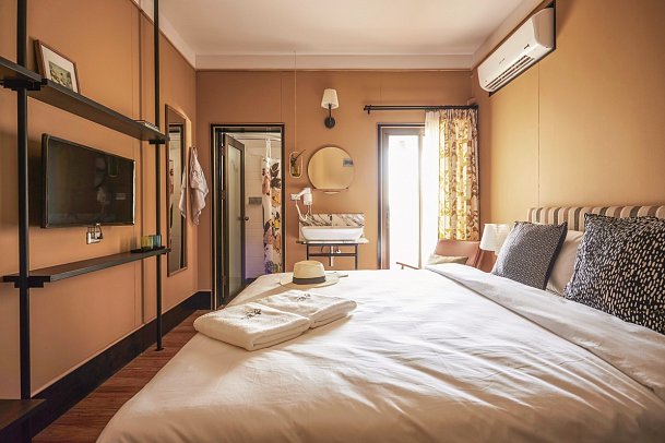 Josh Hotel - Wohnbeispiel Deluxe (Zimmercodierung UD1)