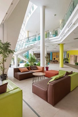 Ivana Palace