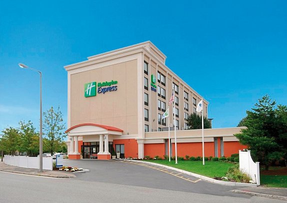 Holiday Inn Express & Suites Boston - Cambridge
