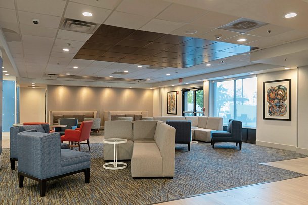 Holiday Inn Express & Suites Boston - Cambridge