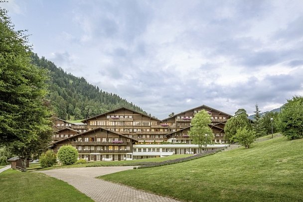 HUUS Gstaad Hotel