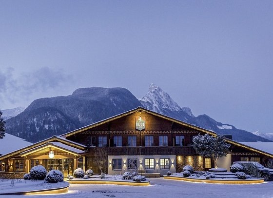 HUUS Gstaad Hotel
