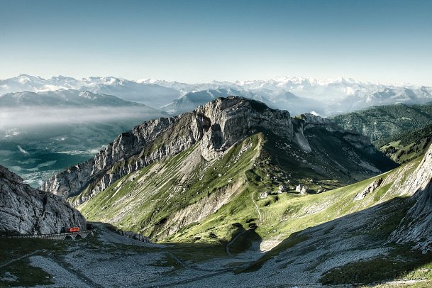 Die schönsten Berge der Schweizer Alpen - Pilatus Bahn