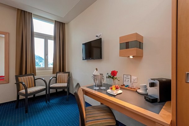 Victoria Lauberhorn Wengen, a Faern Collection Hotel - Wohnbeispiel Doppelzimmer Panoramablick Jungfrau (Zimmercodierung DG1)