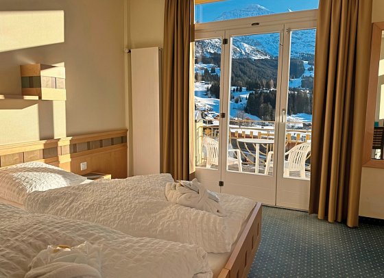 Victoria Lauberhorn Wengen, a Faern Collection Hotel - Wohnbeispiel Doppelzimmer Panoramblick Jungfrau (Zimmercodierung DG1)
