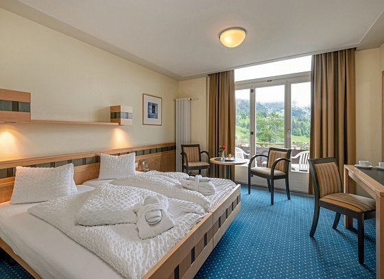 Victoria Lauberhorn Wengen, a Faern Collection Hotel - Wohnbeispiel Doppelzimmer Panoramablick (Zimmercodierungen DG1 & DF2)