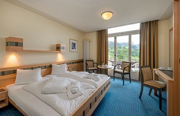 Victoria Lauberhorn Wengen, a Faern Collection Hotel - Wohnbeispiel Doppelzimmer Panoramablick (Zimmercodierungen DG1 & DF2)
