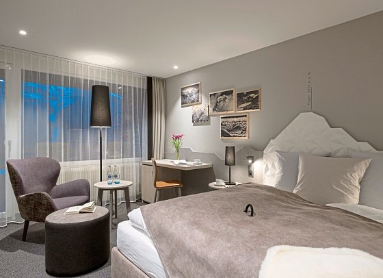 Sunstar Hotel Grindelwald - Wohnbeispiel Doppelzimmer Premium (Zimmercodierung DM1)
