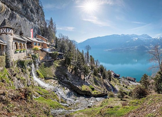 Erlebnisreise Berner Oberland - Bergferien in der Jungfrauregion - Beatushöhlen