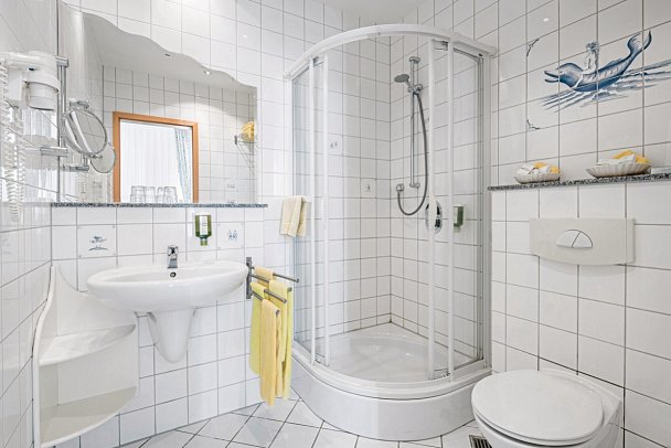 Inselhotel VierJahresZeiten - Beispiel Bad (Zimmercodierungen DB1 & DB2)