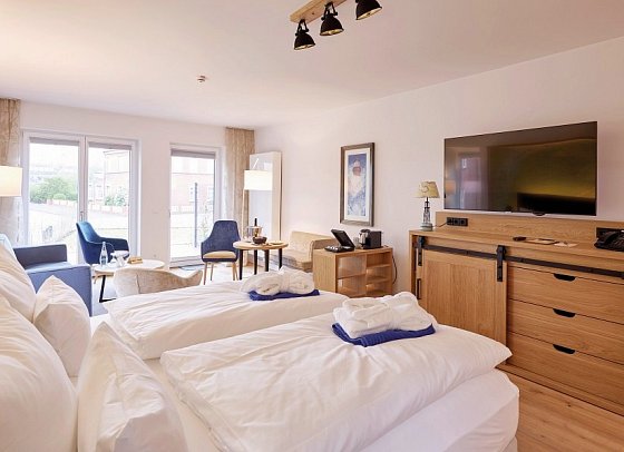 Villa Düne - Wohnbeispiel Junior-/Familiensuite Premium (Zimmercodierungen JM1 & WM1)