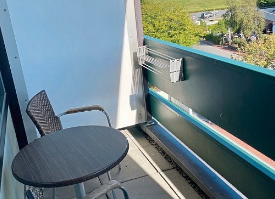 Aquantis Bensersiel Hotel & Ferienwohnungen - Beispiel Balkon Studio (Zimmercodierung SB1)