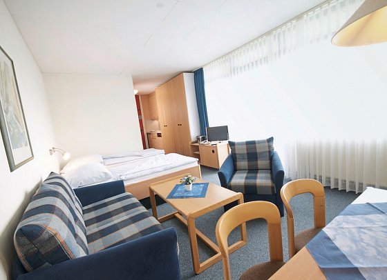 Aquantis Bensersiel Hotel & Ferienwohnungen - Wohnbeispiel Appartement Typ 2 A (Zimmercodierung AB1)