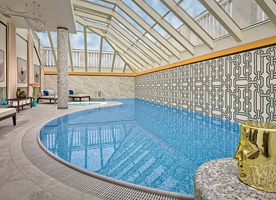 Al Habtoor Palace Budapest - Spa Swimming Pool