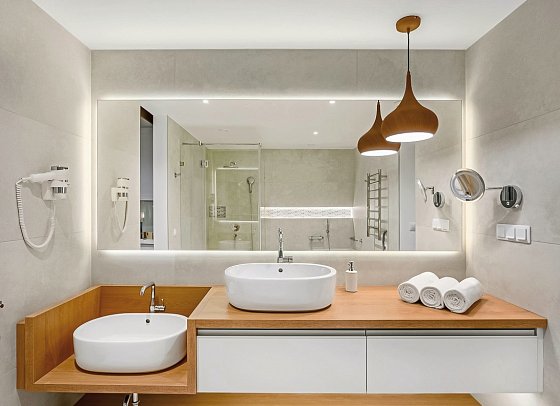 Mövenpick BalaLand Resort Lake Balaton - Wohnbeispiel Juniorsuite Standard (Zimmercodierung JG1)