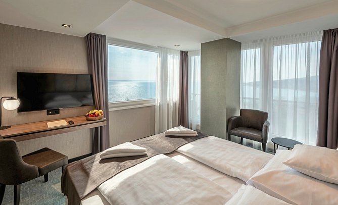 Hunguest Hotel Bál Resort - Wohnbeispiel Juniorsuite (Zimmercodierung J1I)
