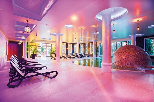 Caramell Premium Resort