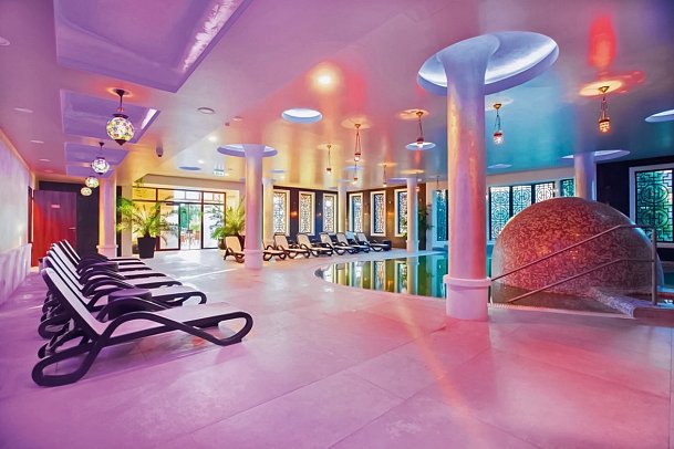 Caramell Premium Resort
