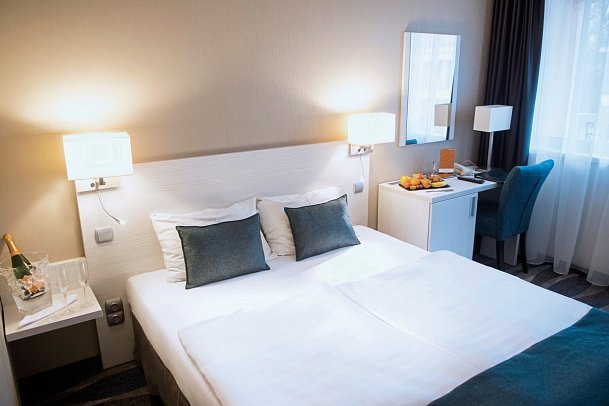 Hotel Azur - Wohnbeispiel Studio Superior (Zimmercodierung SS1)