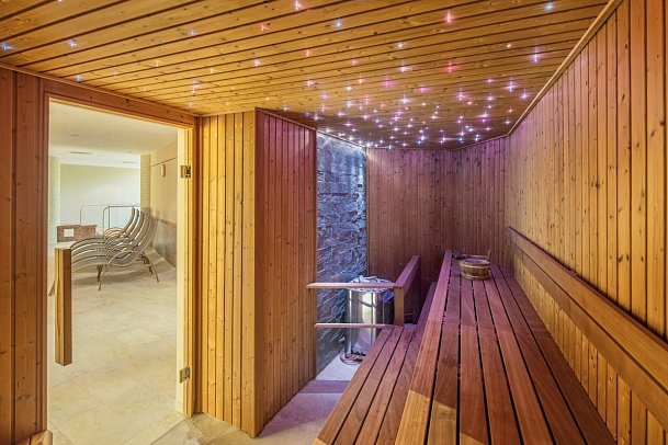 Greenfield Hotel Golf & Spa