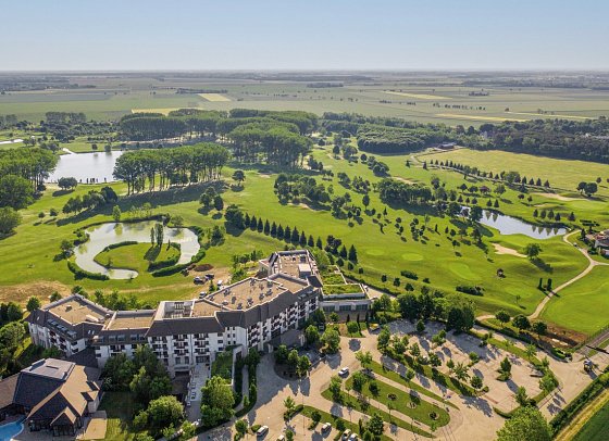 Greenfield Hotel Golf & Spa