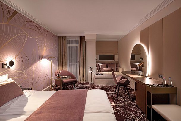 Spirit Hotel & Thermal Spa - Wohnbeispiel Doppelzimmer Grand mit Fantasieecke (Zimmercodierung DB1)