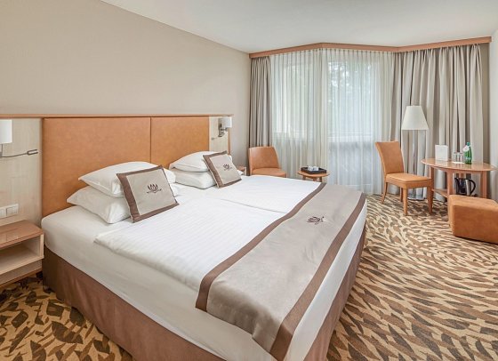 Lotus Therme Hotel & Spa - Wohnbeispiel Doppelzimmer Standard mit Balkon (Zimmercodierungen DG1 & DG2)