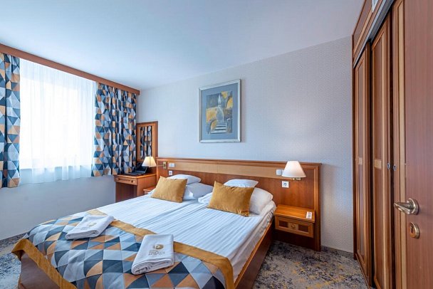 Hotel Palace Héviz - Wohnbeispiel Doppelzimmer Standard (Zimmercodierungen DG1 & DG3)