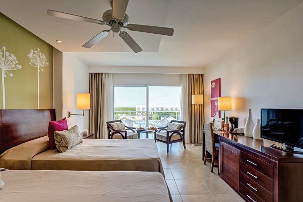 Valentin Perla Blanca - Wohnbeispiel Deluxe Pool View (Zimmercodierung UDP)