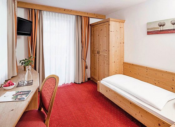 Schneeberg Family Spa Resort - Wohnbeispiel Einzelzimmer Mountain (Zimmercodierung EB1)