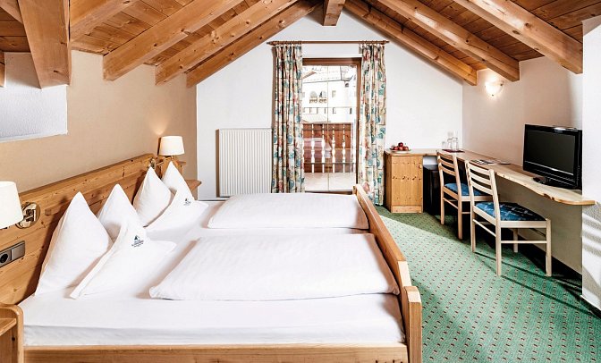 Schneeberg Family Spa Resort - Wohnbeispiel Doppelzimmer Bergl (Zimmercodierung DB2)