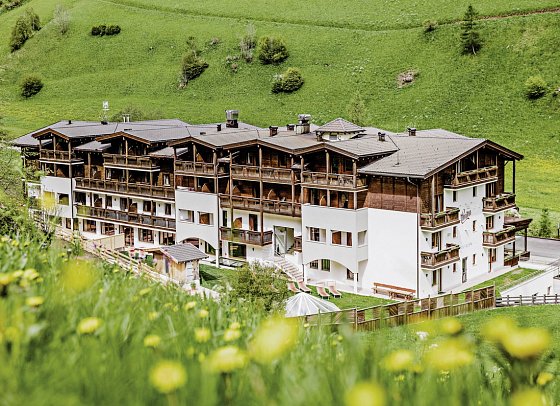 Almina Family & Spa
