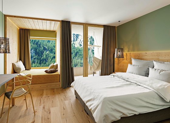 Falkensteiner Hotel Antholz - Wohnbeispiel Juniorsuite mit Loggia (Zimmercodierung JD1)