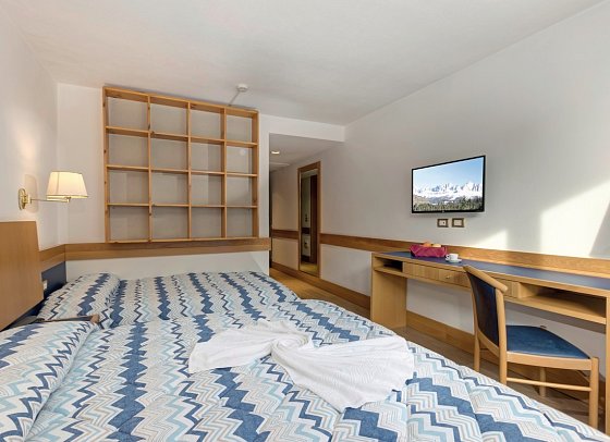 Club Hotel Regina e Fassa - Wohnbeispiel Familienzimmer (Zimmercodierung FB1)