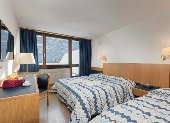 Club Hotel Regina e Fassa - Wohnbeispiel Familienzimmer (Zimmercodierung FB1)