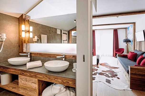Naturhotel Miraval - Wohnbeispiel Almsuite (Zimmercodierung WB1)