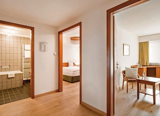Krone - Wohnbeispiel Familienzimmer (Zimmercodierung FB1)