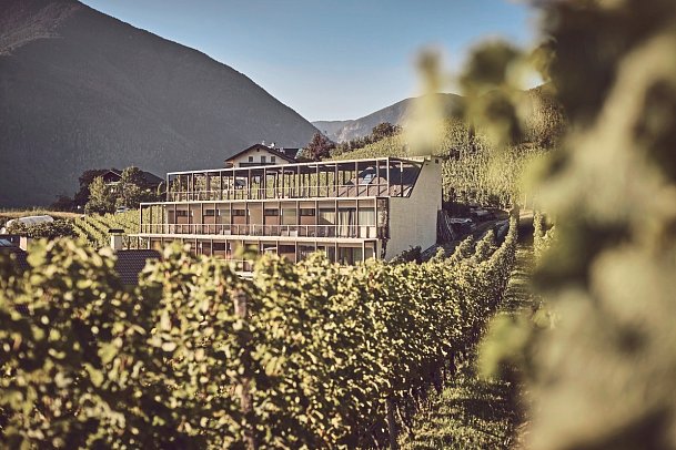 Haller Suites & AO Restaurant