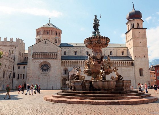 Etsch-Radweg Bozen - Venedig - Neptunbrunnen - Trient