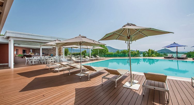 Conrad Chia Laguna Sardinia