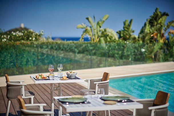 Conrad Chia Laguna Sardinia