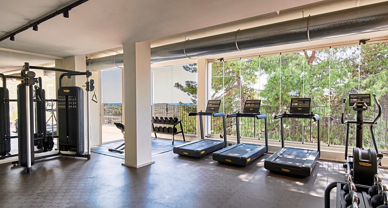 Conrad Chia Laguna Sardinia