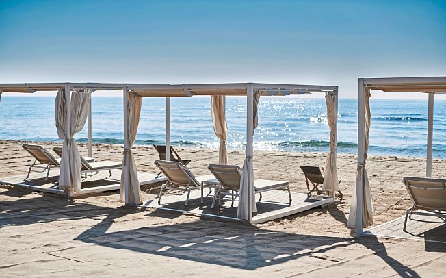 Conrad Chia Laguna Sardinia