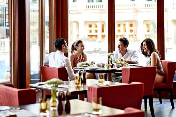 Four Seasons Hotel Cairo at The First Residence