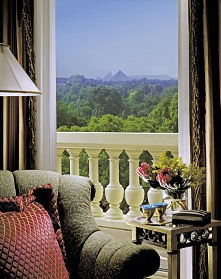 Four Seasons Hotel Cairo at The First Residence