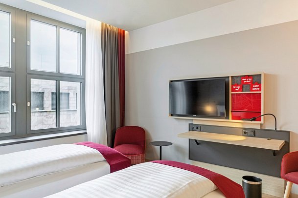 IntercityHotel Dortmund - Wohnbeispiel Doppelzimmer Business (Zimmercodierungen DB1 & DC1)