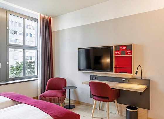 IntercityHotel Dortmund - Wohnbeispiel Doppelzimmer Business (Zimmercodierungen DB1 & DC1)