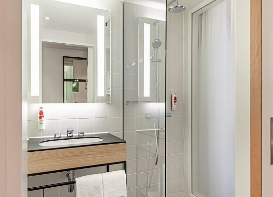 IntercityHotel Dortmund - Beipiel Bad Doppelzimmer Business (Zimmercodierungen DB1 & DC1)