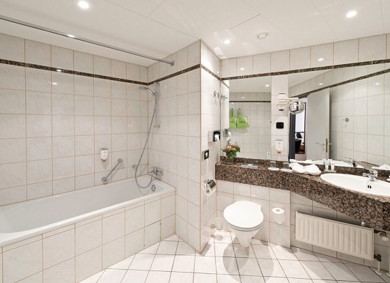ACHAT Hotel Bochum Dortmund - Wohnbeispiel Bad (Zimmercodierungen DB1, DS1 & DE1)