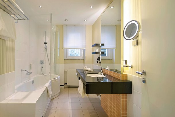BEST WESTERN PREMIER Park Hotel & SPA - Beispiel Bad Doppelzimmer Anna Deluxe (Zimmercodierung DD1)